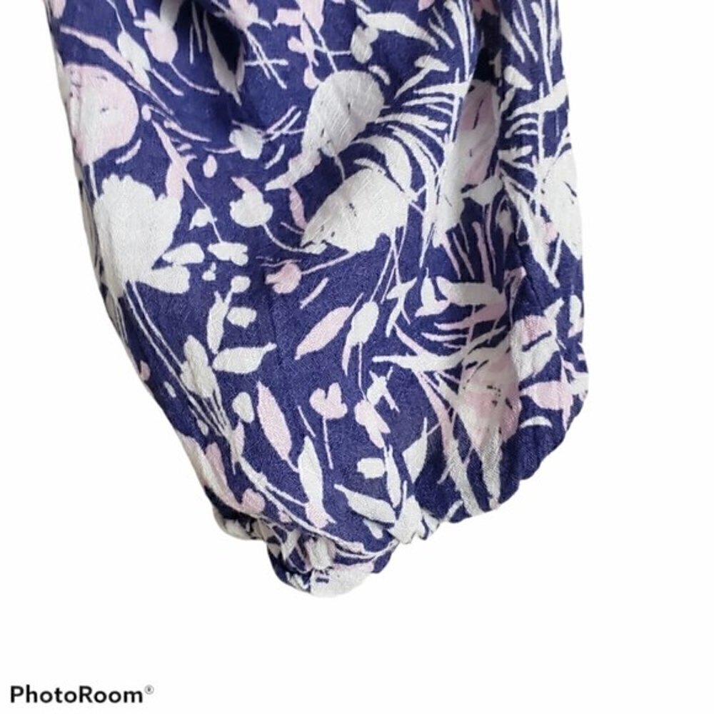 Floral print puff sleeve button blouse top size Medium - Picture 3 of 10